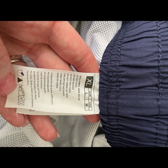 Mens swim shorts - Picture 5 of 10